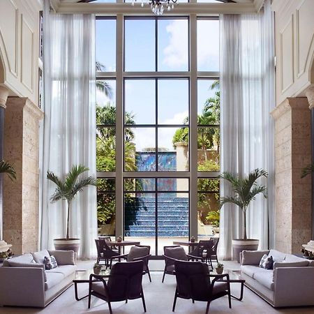 Hotel The Ritz-Carlton Coconut Grove, Miami Exterior foto