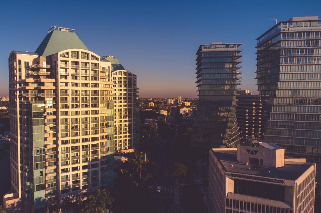 Hotel The Ritz-Carlton Coconut Grove, Miami Exterior foto