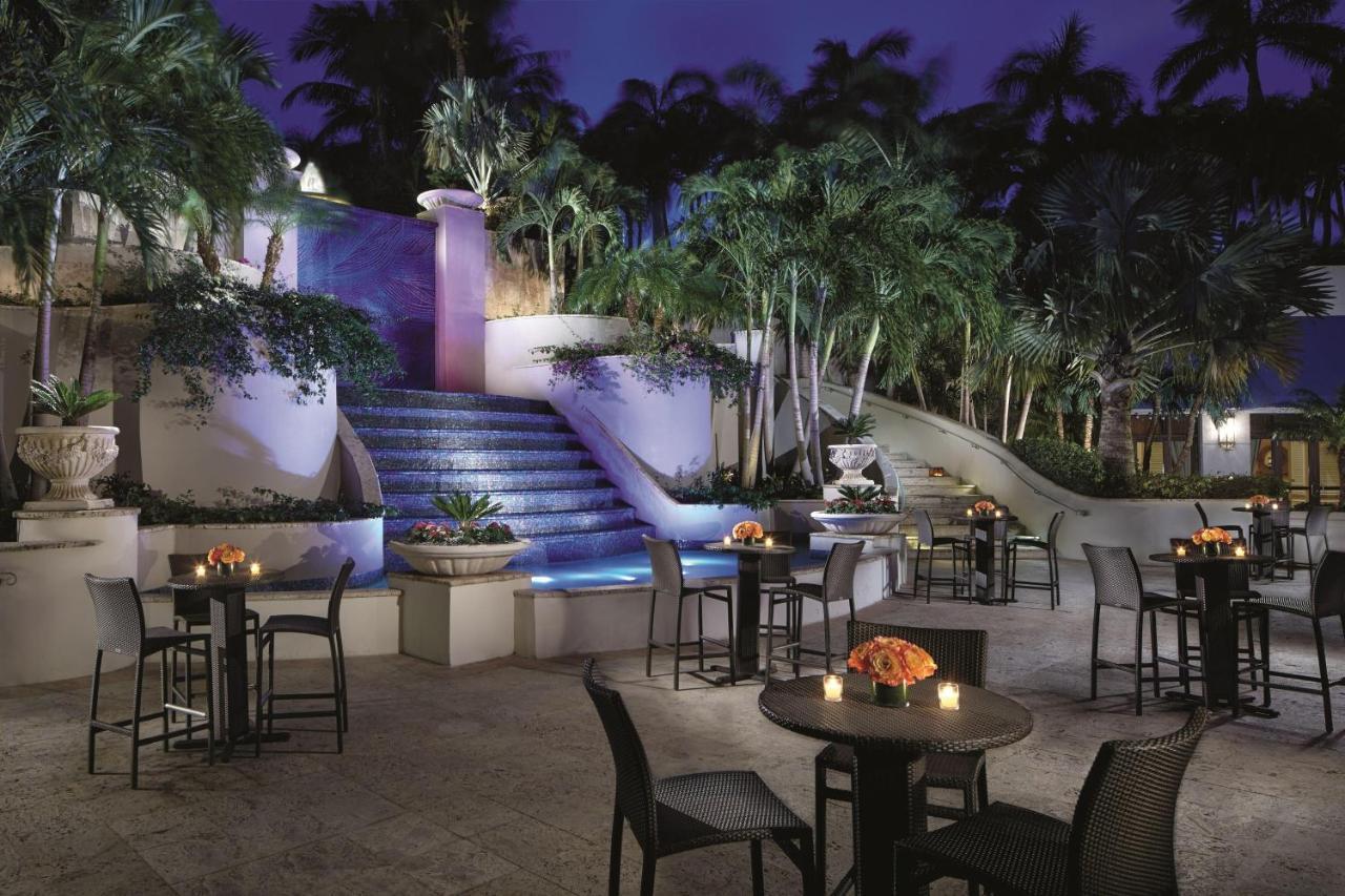 Hotel The Ritz-Carlton Coconut Grove, Miami Exterior foto