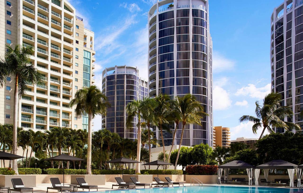 Hotel The Ritz-Carlton Coconut Grove, Miami Exterior foto